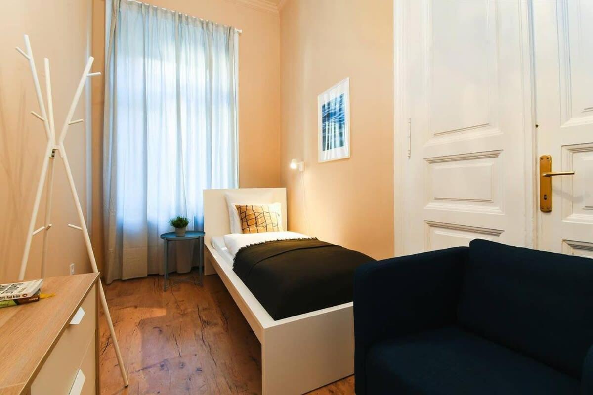Very Central Very Spacious New Home Budapest Eksteriør billede