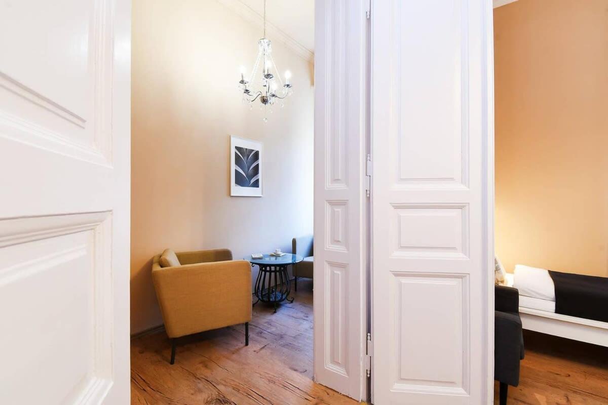 Very Central Very Spacious New Home Budapest Eksteriør billede