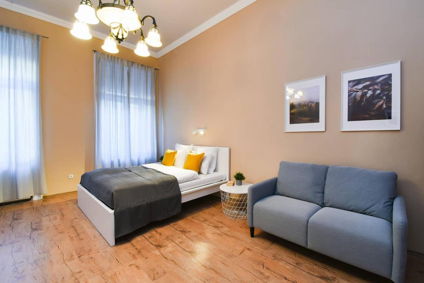 Very Central Very Spacious New Home Budapest Eksteriør billede